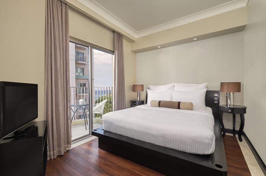 Moevenpick Mactan Island Cebu 5*