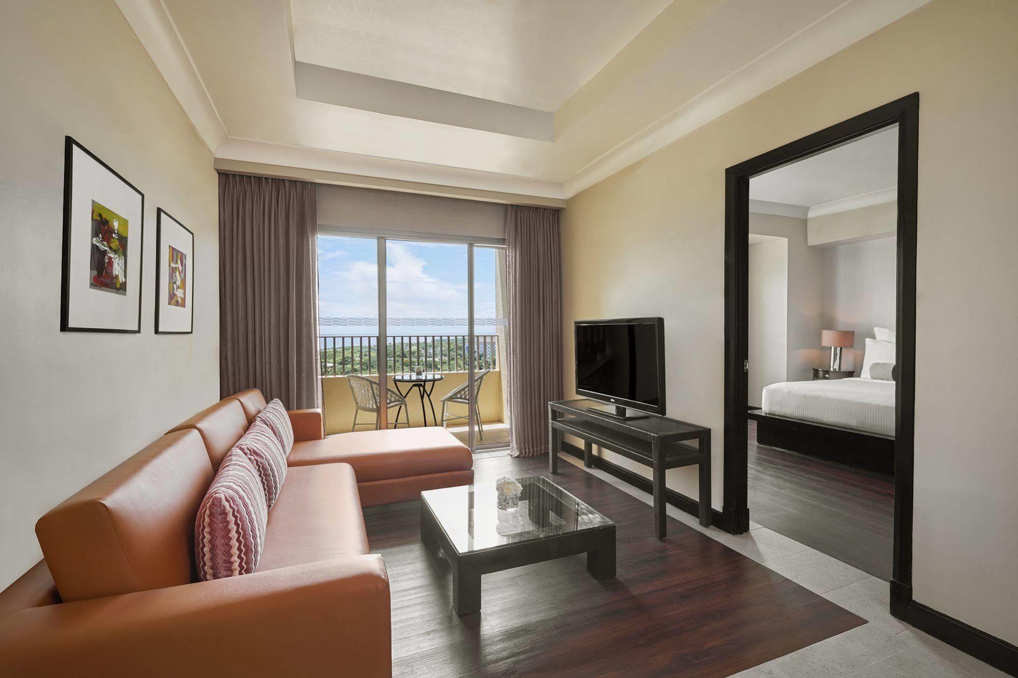 Moevenpick Mactan Island Cebu Resort